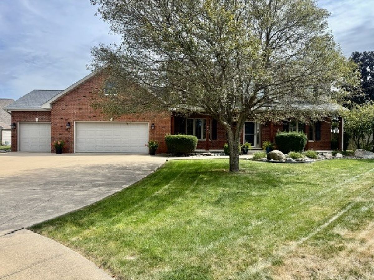  For Sale Oglesby Illinois, 126 Parkside Court