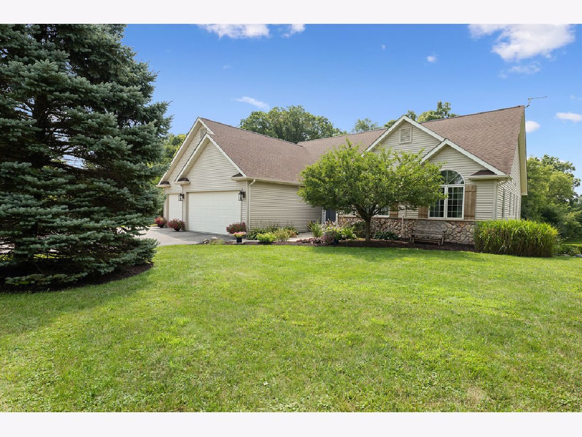  For Sale Elkhorn Wisconsin, W7265 Robins Way