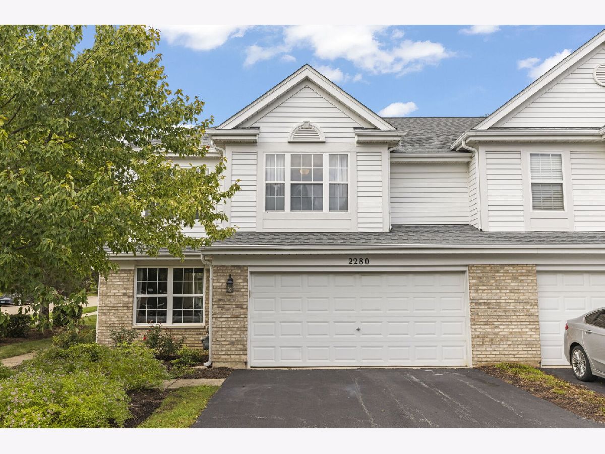  For Sale Aurora Illinois, 2280 Foxmoor Lane