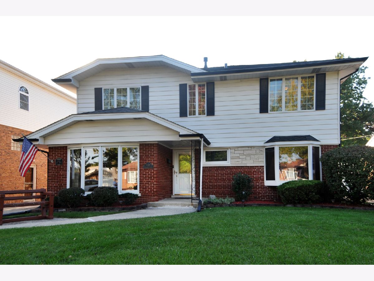  For Sale La Grange Park Illinois, 1120 Ostrander Avenue