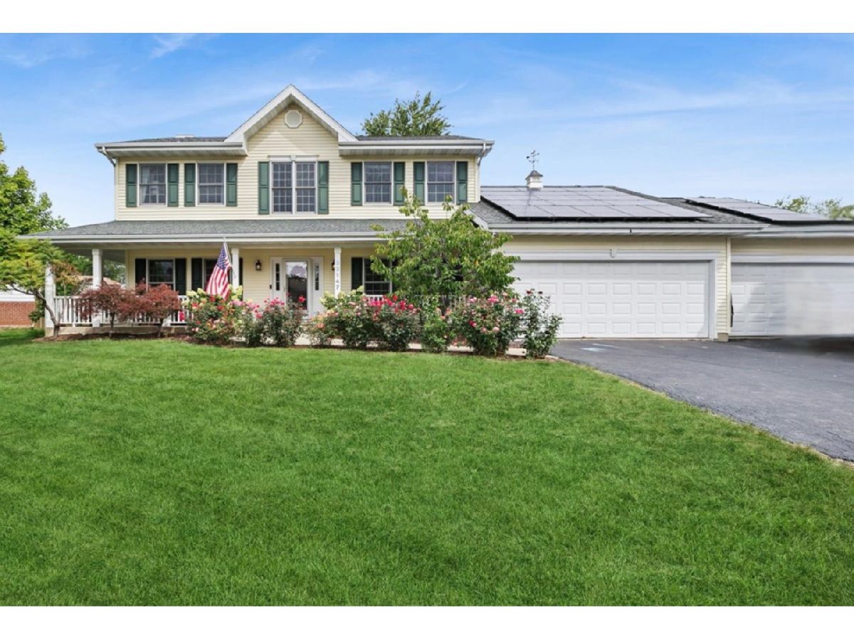  For Sale Grayslake Illinois, 33147 Lake Shore Drive