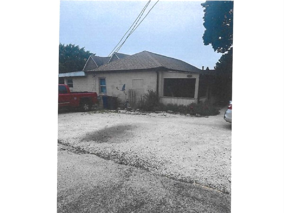  For Sale Elgin Illinois, 24 Airlite Street