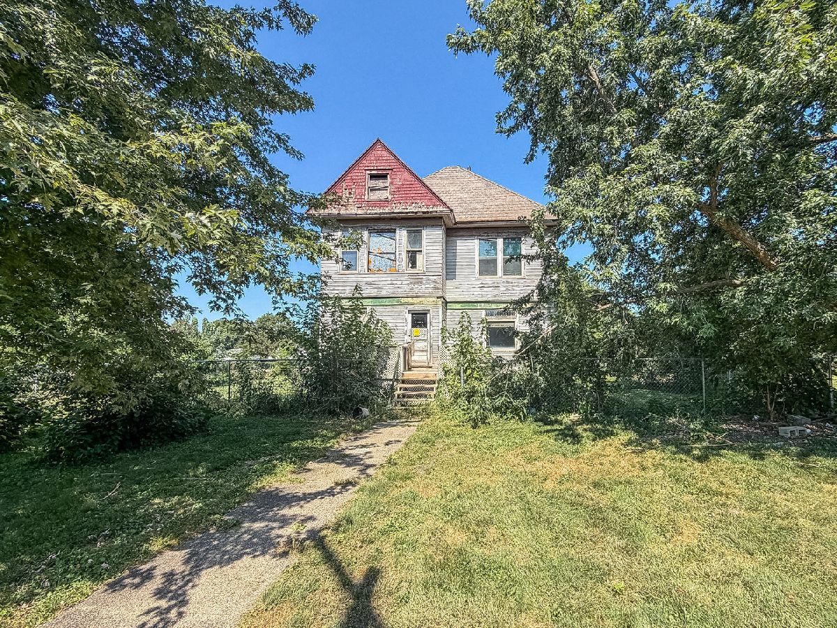  For Sale Broadlands Illinois, 107 Green Street