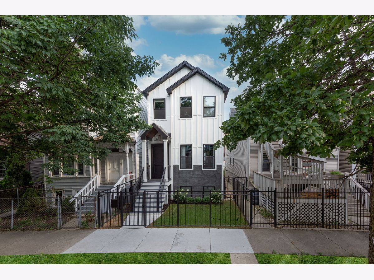  For Sale Chicago Illinois, 2447 Moffat Street