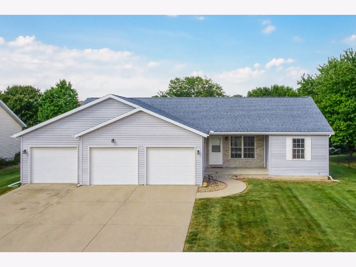 Homes Sold Prairieview Hudson Illinois, 209 Pheasant