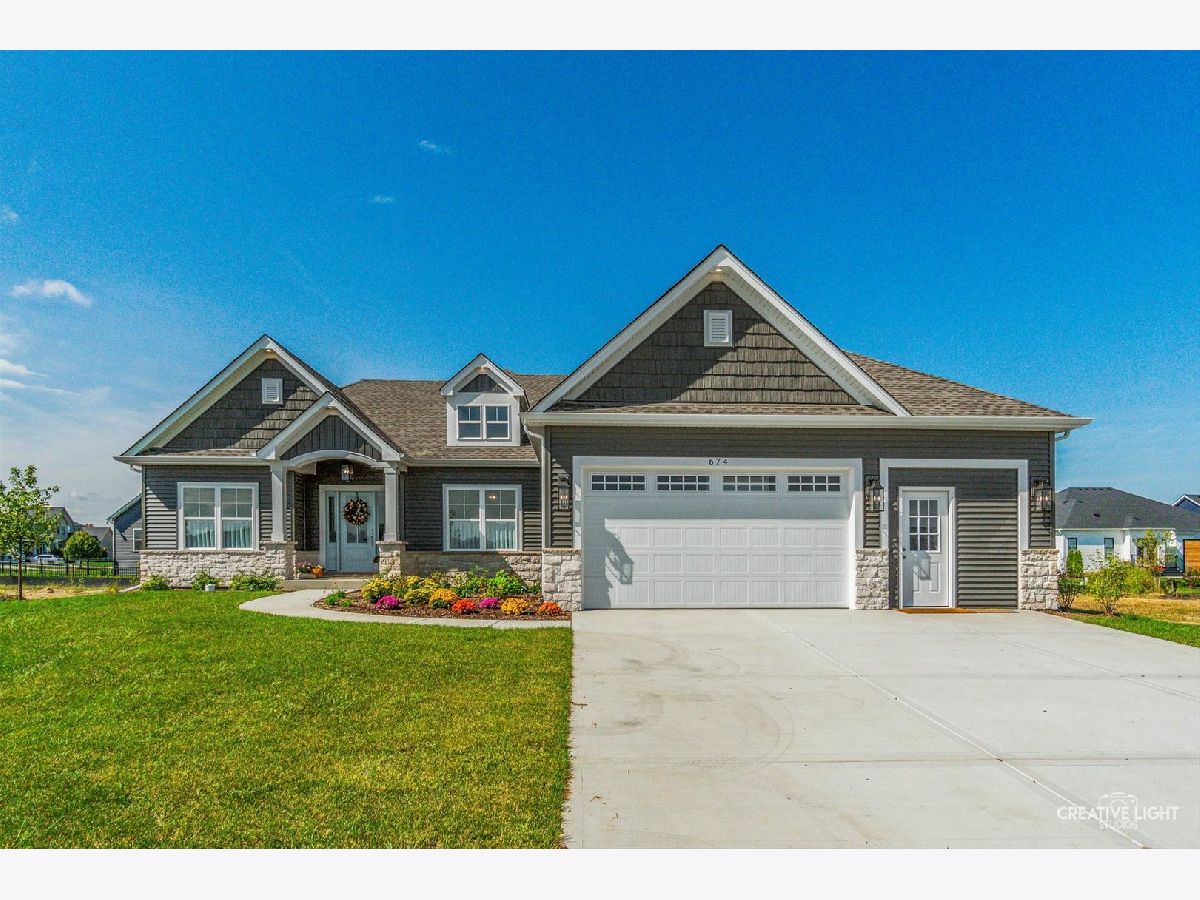 Sold Oswego Illinois, 861 Claridge