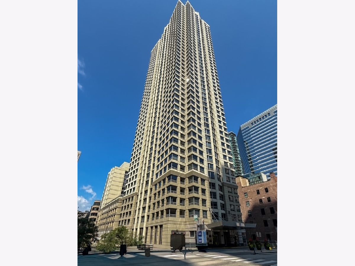  Rented Chicago Illinois, 440 Wabash