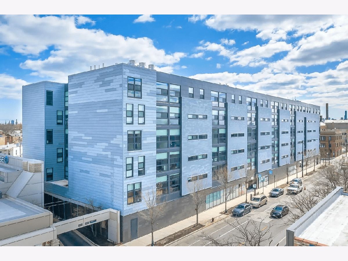  For Rent Chicago Illinois, 2211 Milwaukee