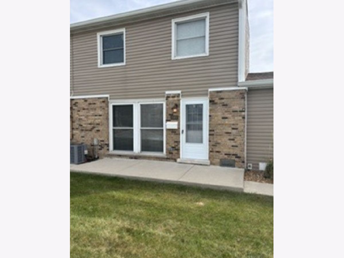  Rented Tinley Park Illinois, 7969 164th