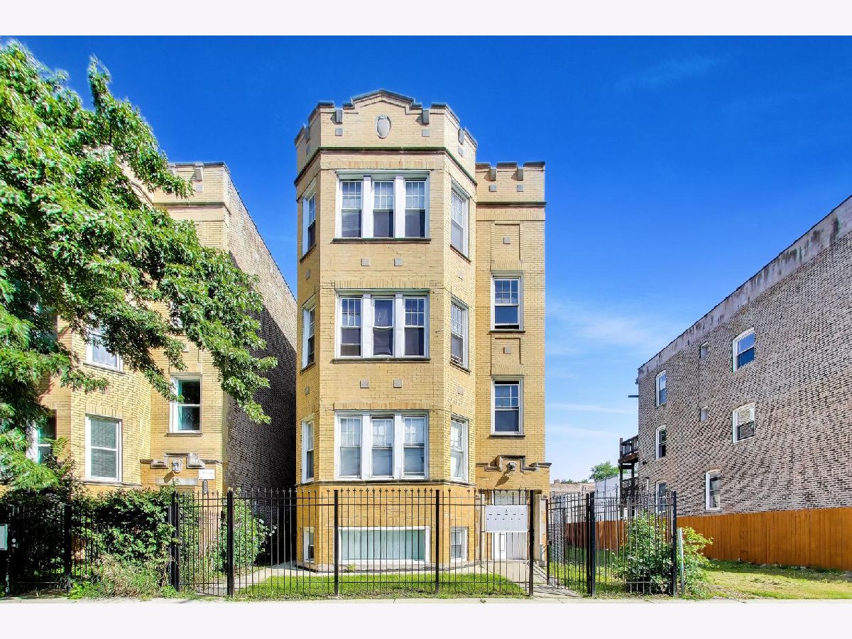  For Sale Chicago Illinois, 3814 Ohio Street