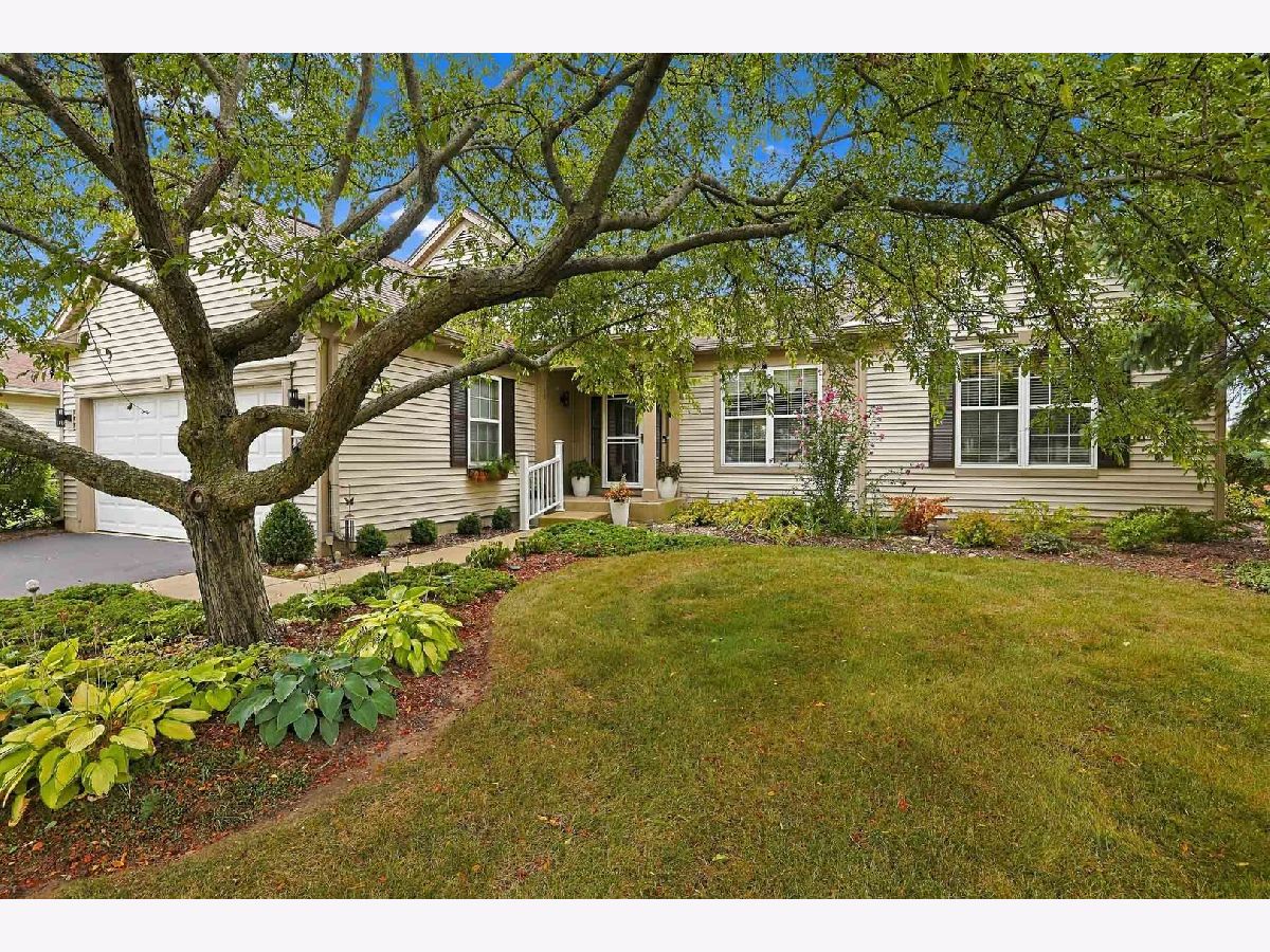 Homes & Townhomes & Condos For Sale Del Webb Sun City Huntley Illinois, 13025 Brookwood Drive