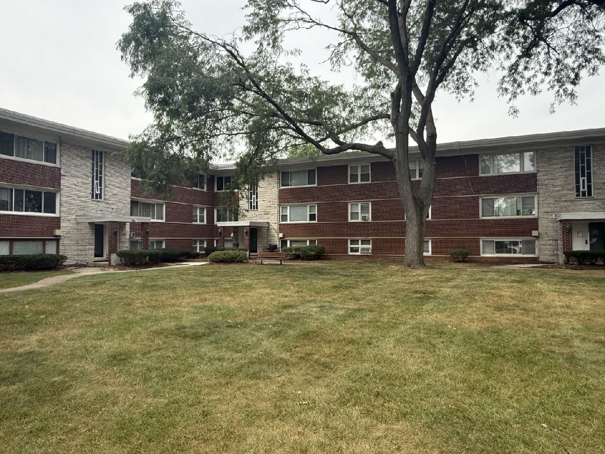  Rented Worth Illinois, 6864 Lode