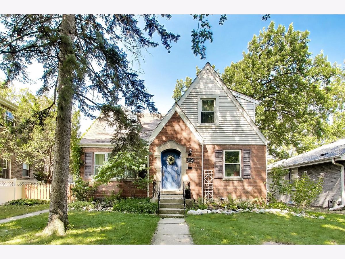  For Rent Skokie Illinois, 8326 Kostner