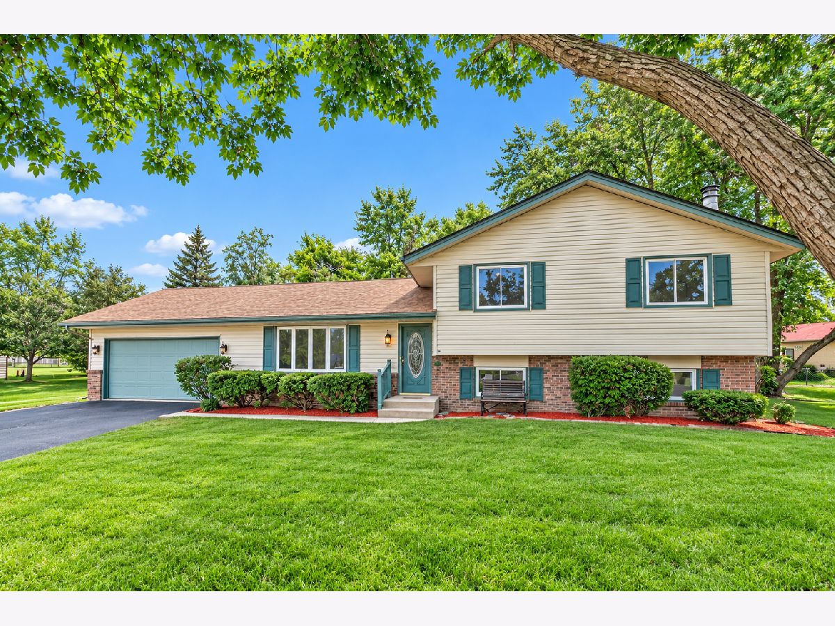  For Sale Cherry Valley Illinois, 7488 Gnarl Tree Court