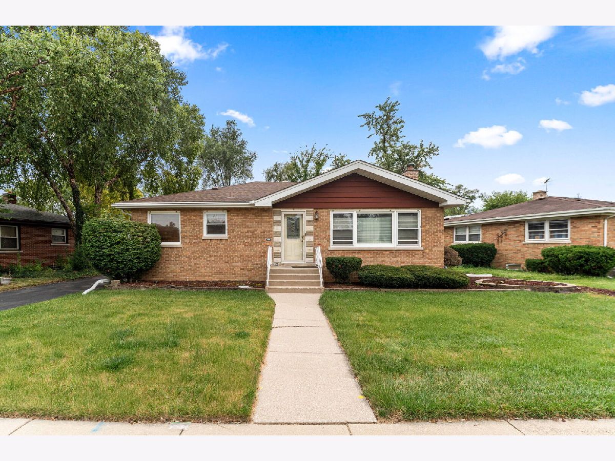  For Sale South Holland Illinois, 913 162nd Place
