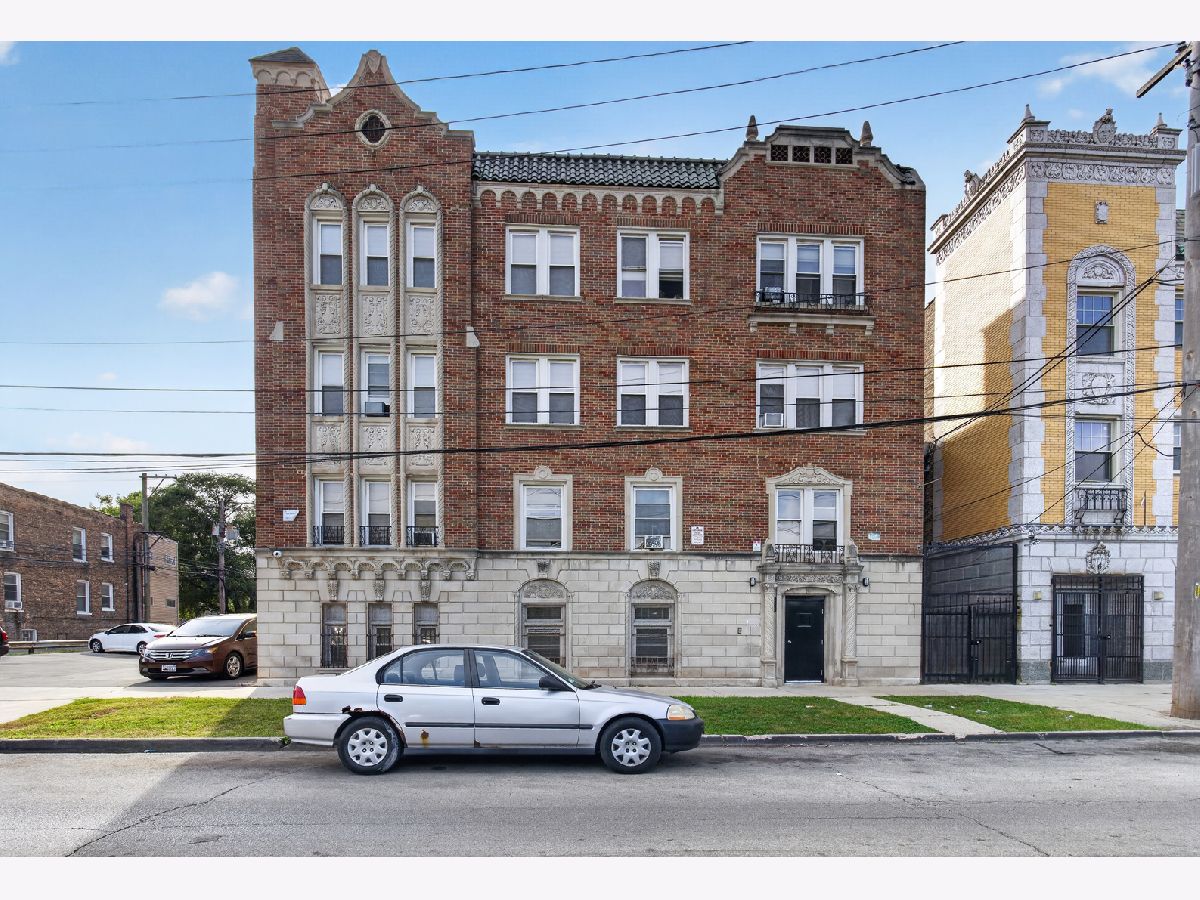  Rented Chicago Illinois, 10 Mason