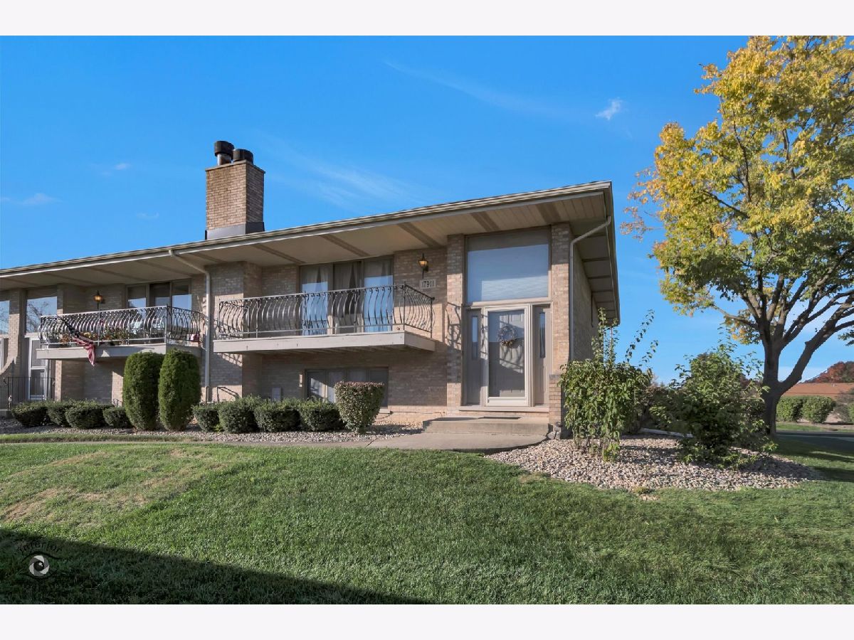  For Sale Orland Park Illinois, 17911 Arizona Court