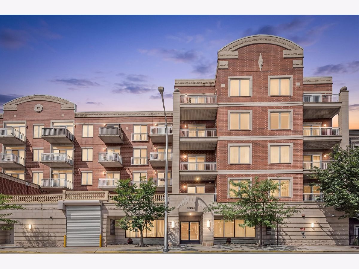 Condominiums For Rent Verandas On Harlem Chicago Illinois, 3630 Harlem