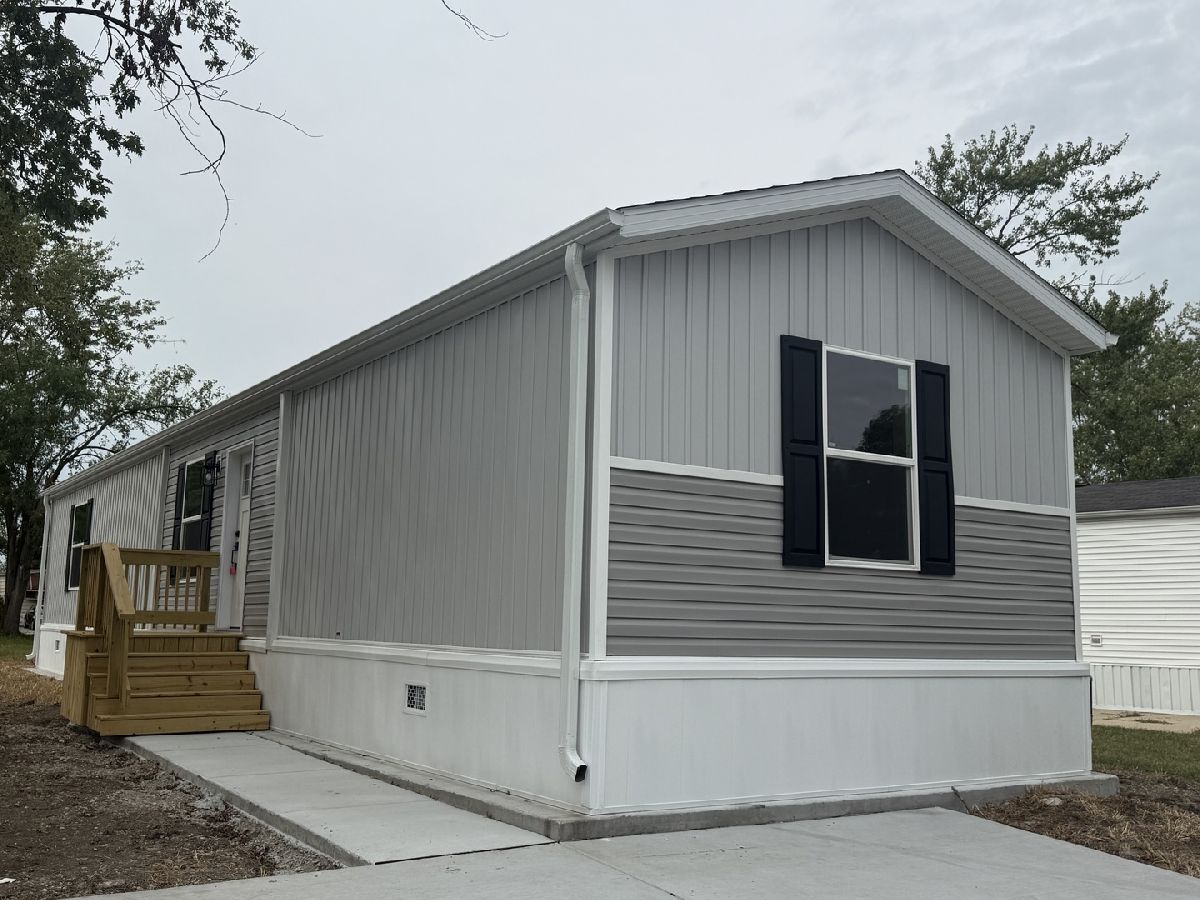 Subdivision For Sale Timber Ridge Park Matteson Illinois, 13 Hearthside Road
