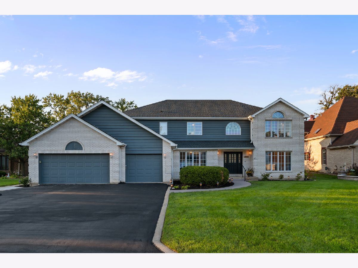  For Sale Bensenville Illinois, 17W210 Massel Court