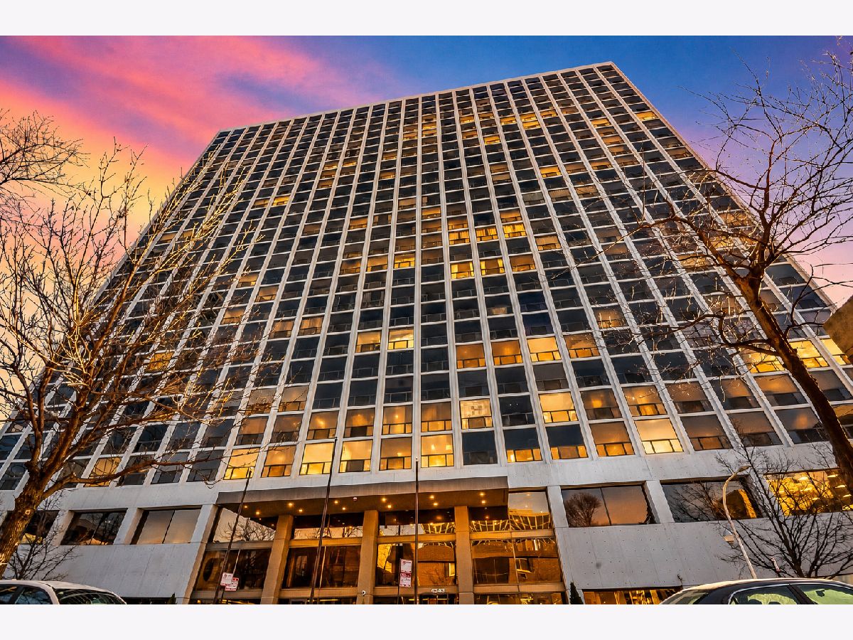  For Sale Chicago Illinois, 4343 Clarendon Avenue