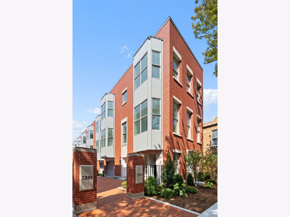  For Sale Chicago Illinois, 2333 Cambridge Avenue