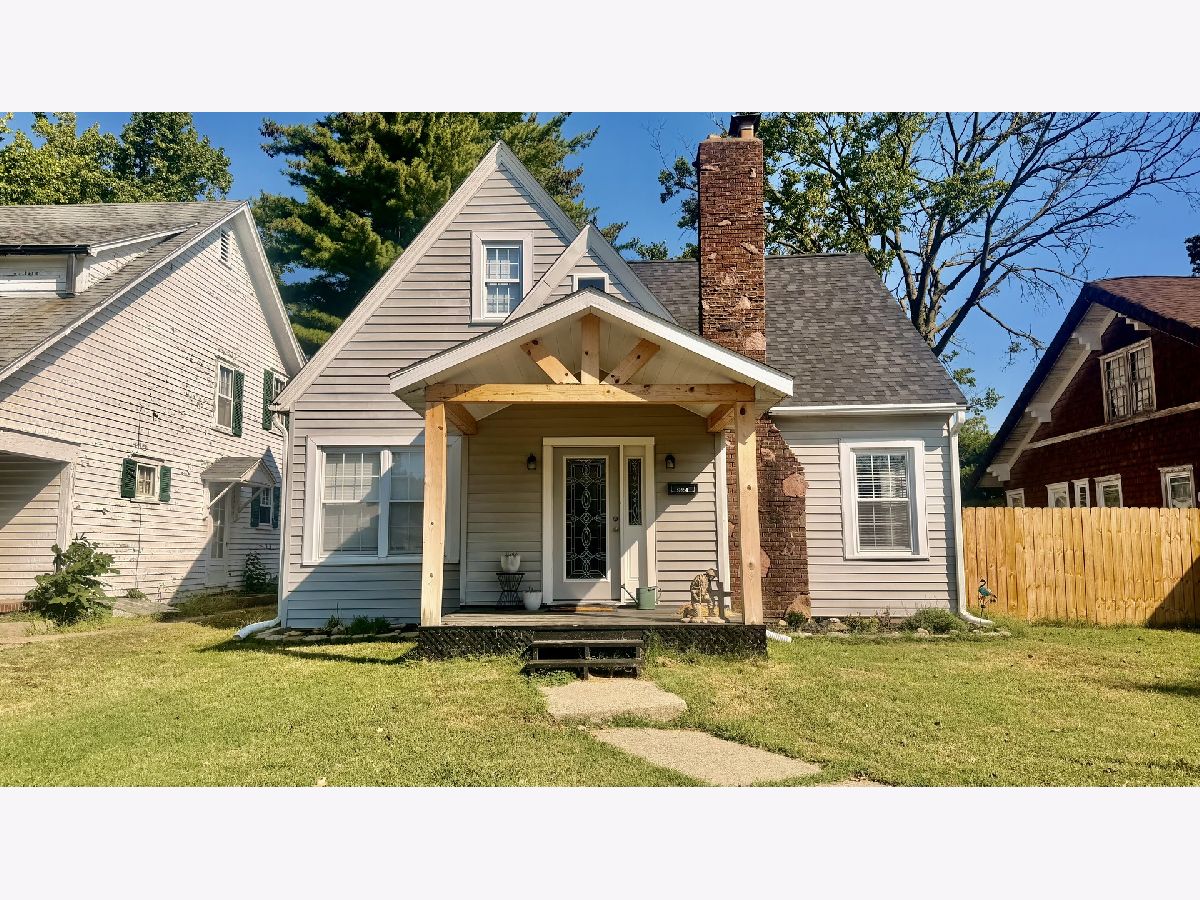  For Sale Salem Illinois, 924 Main Street