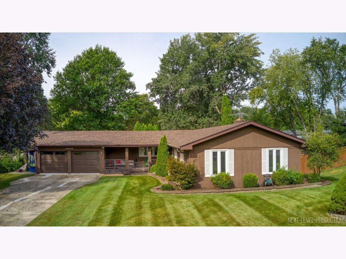  For Sale West Chicago Illinois, 4N306 Kaelin Road