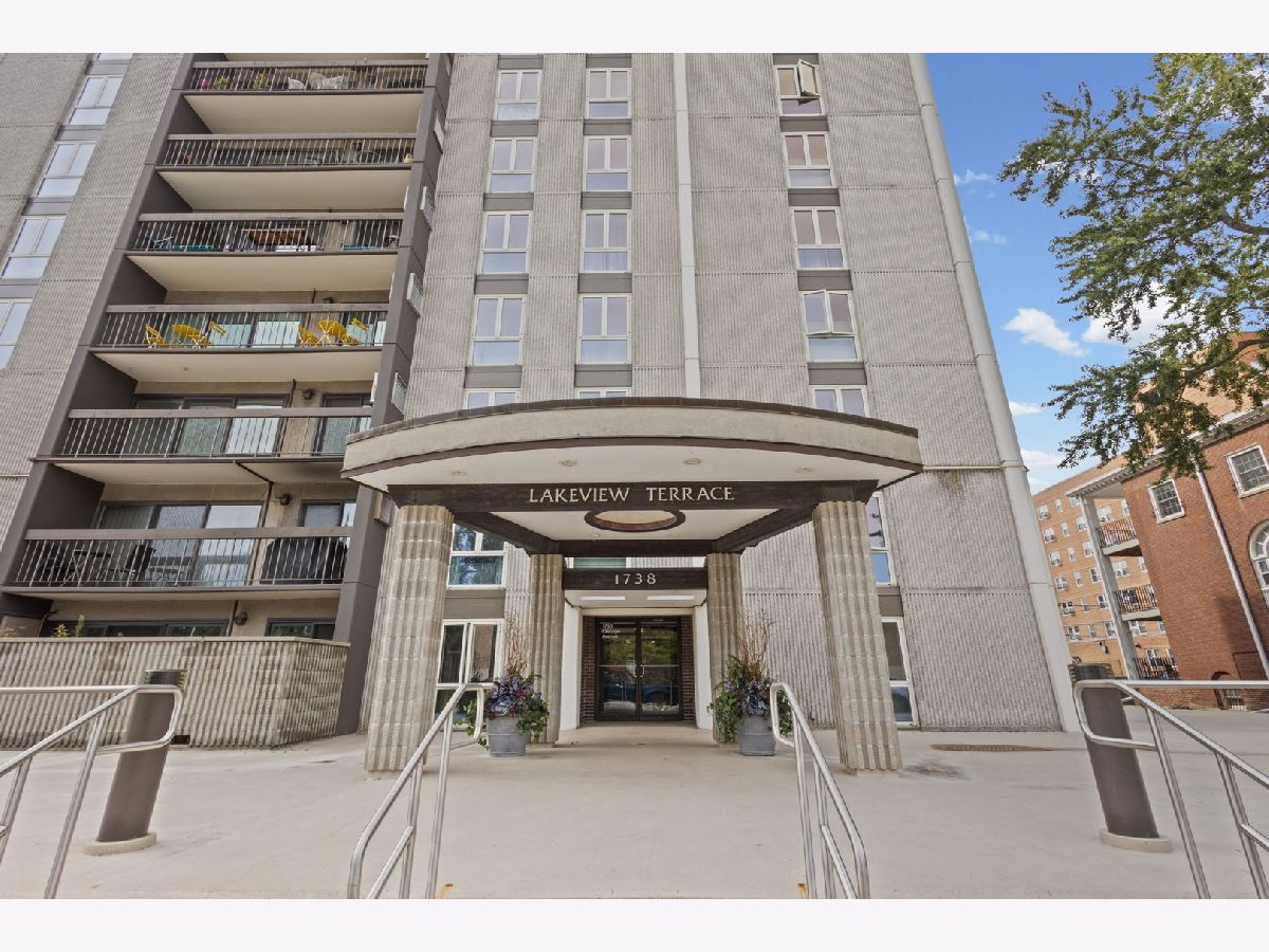  For Sale Evanston Illinois, 1738 Chicago Avenue