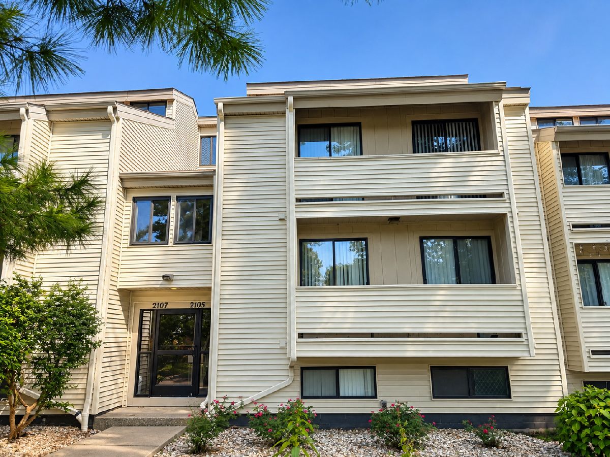  For Sale Champaign Illinois, 2105 Melrose Drive