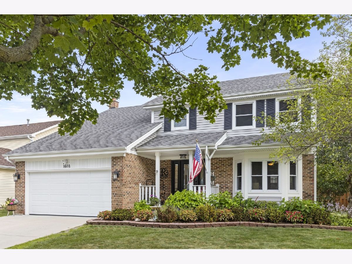 Homes & Townhomes For Sale Brookdale Naperville Illinois, 1608 Lois Ann Lane