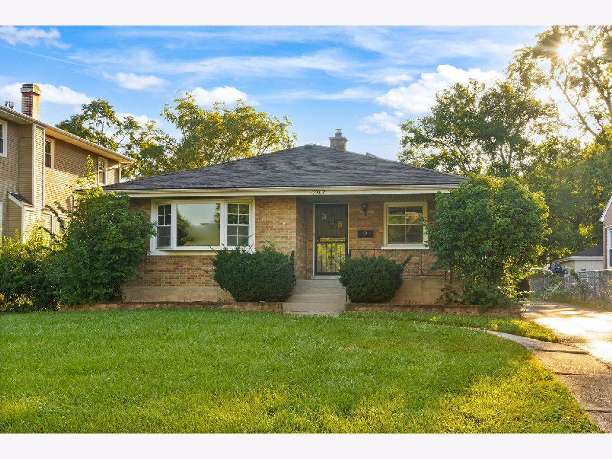  For Sale Villa Park Illinois, 207 Yale Avenue