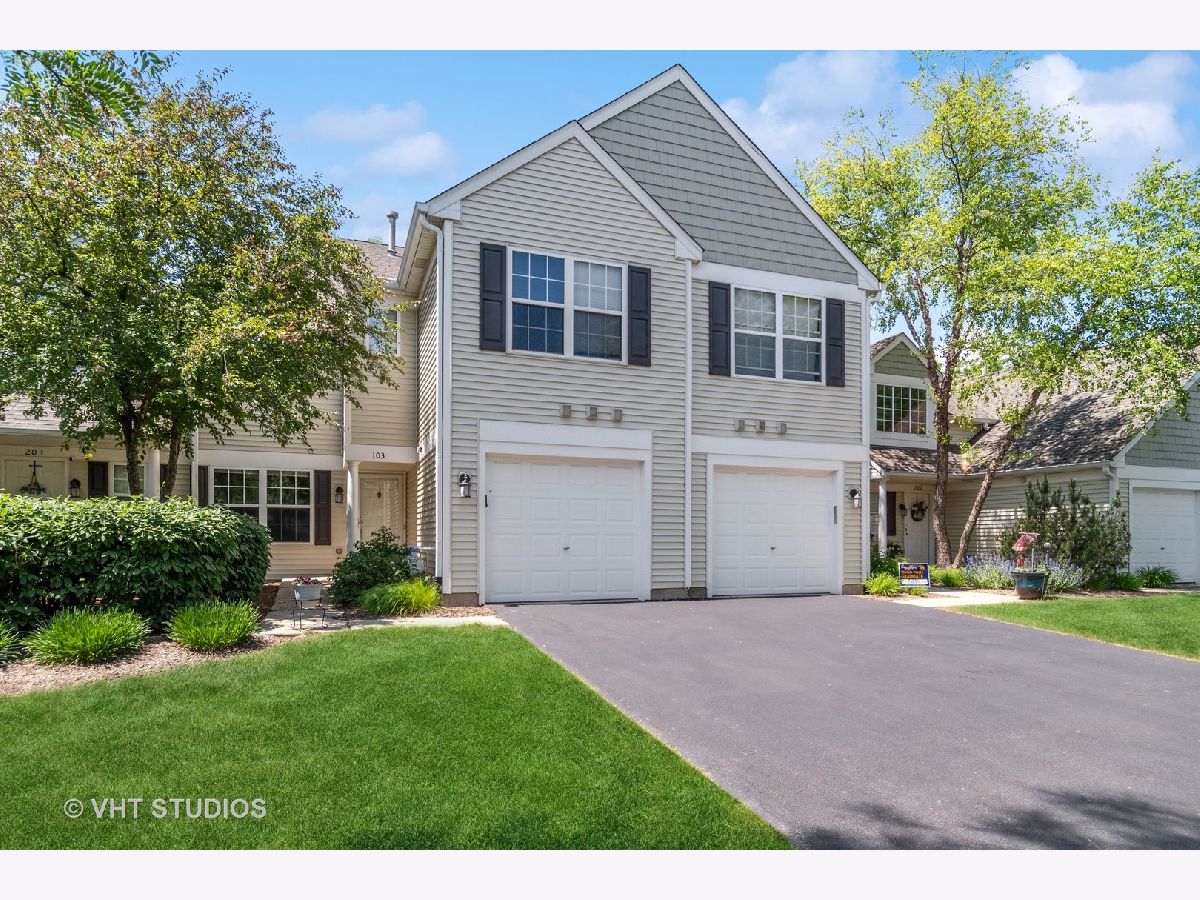 Townhomes & Condos For Sale Windridge Naperville Illinois, 2947 Rutland Circle