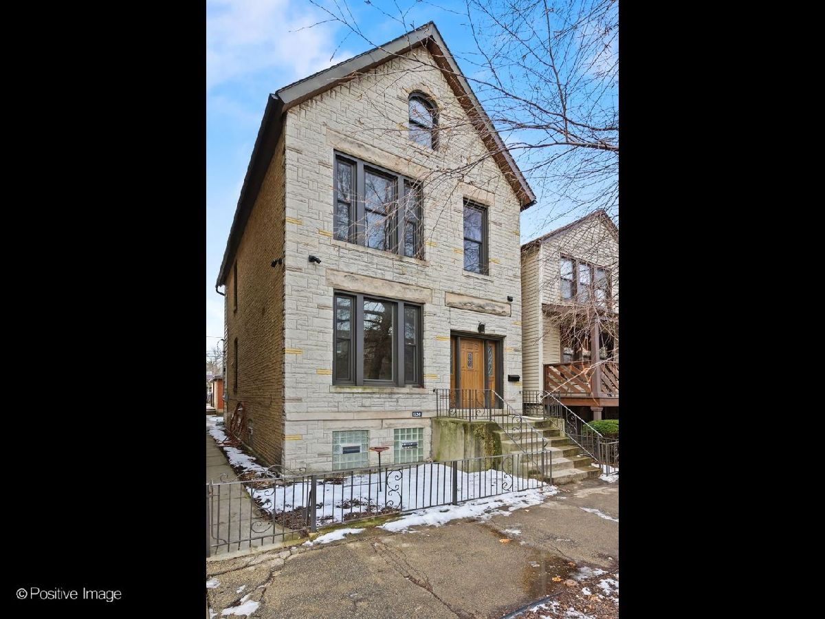  For Sale Chicago Illinois, 1730 Wilmot Avenue
