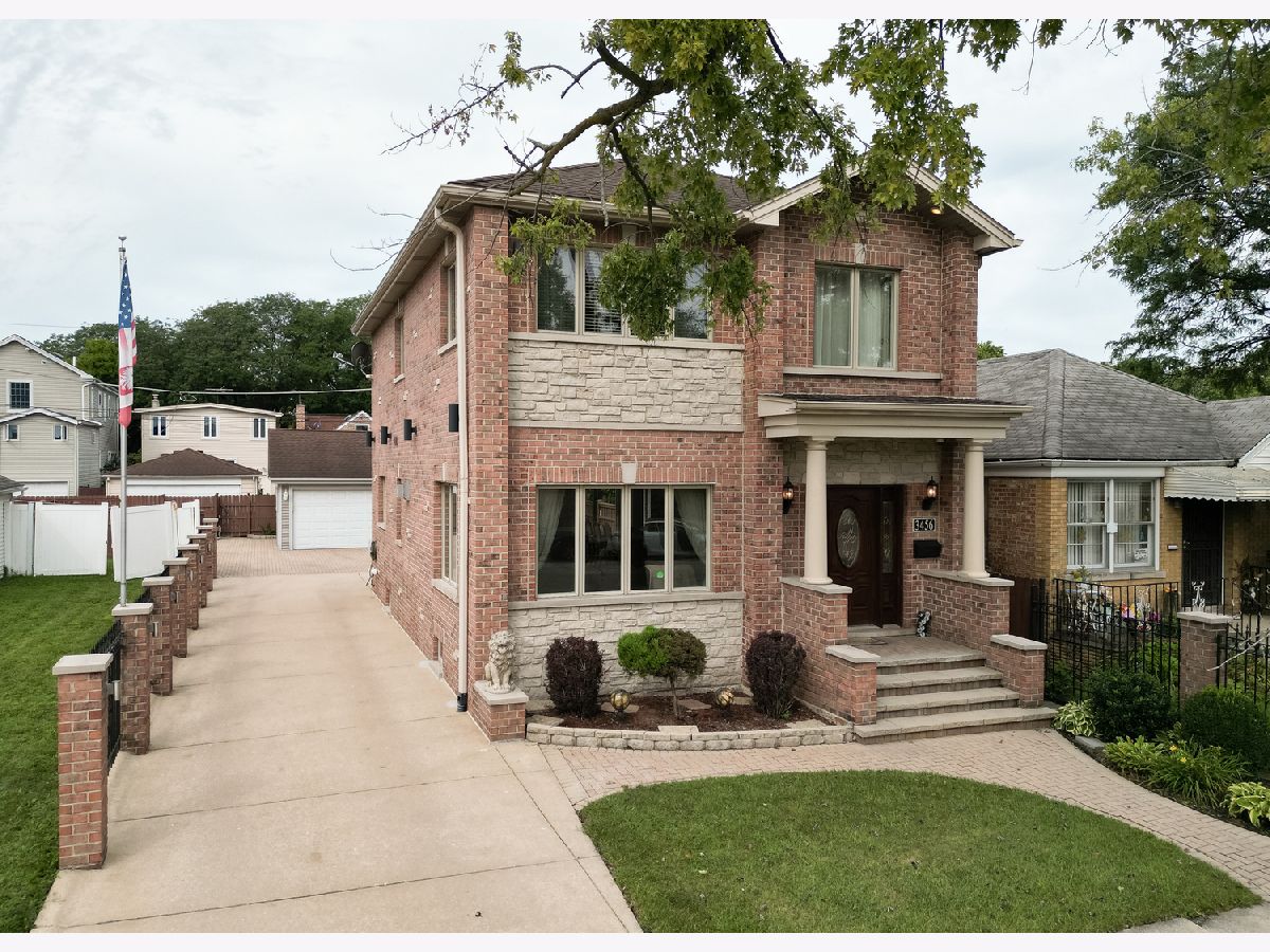  For Sale Chicago Illinois, 3456 Pioneer Avenue