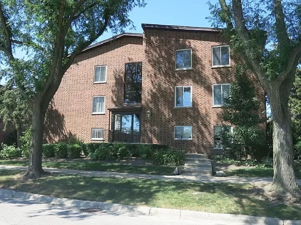 For Rent Elk Grove Village Illinois, 930 Perrie