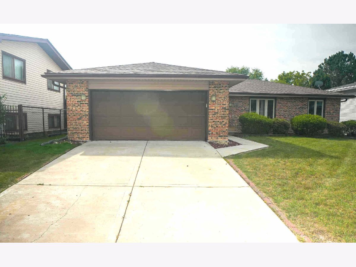  For Sale Hazel Crest Illinois, 3103 Smoke Tree Court