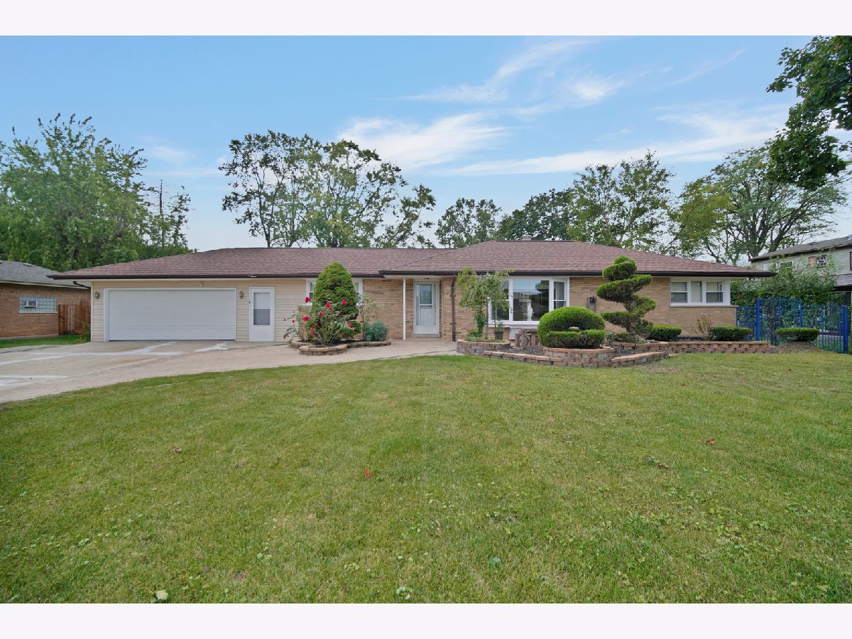  For Sale Chicago Heights Illinois, 2244 205th Street