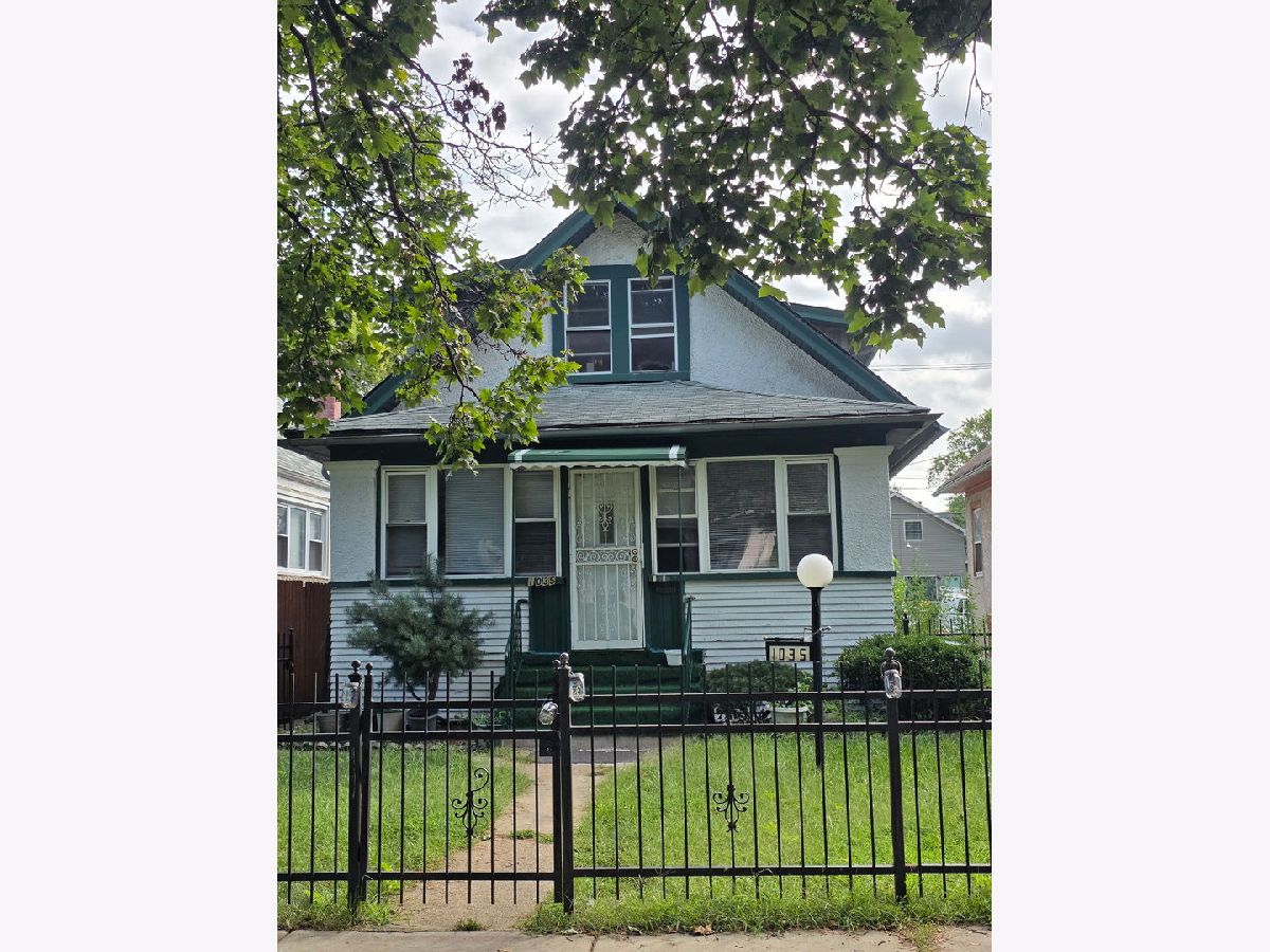  For Sale Chicago Illinois, 1035 Long Avenue