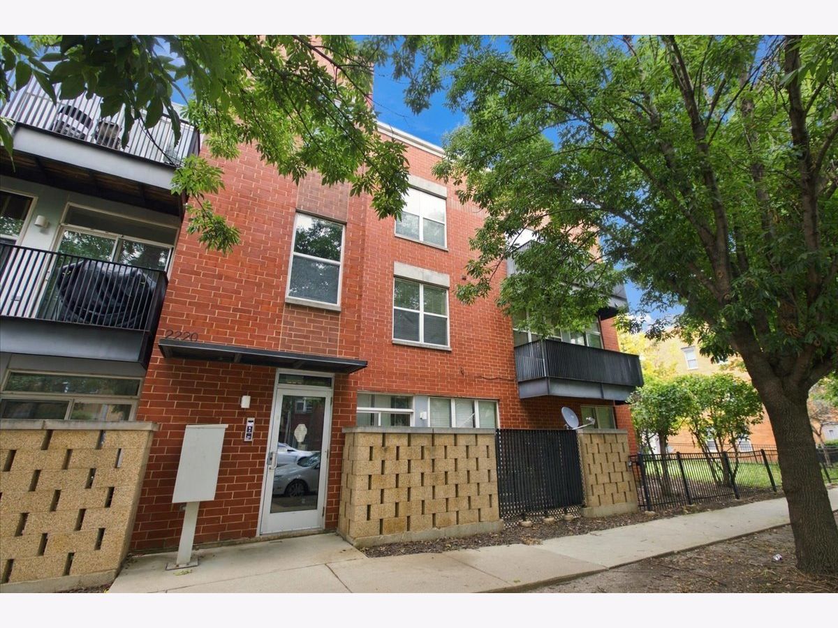  For Rent Chicago Illinois, 2220 Maypole