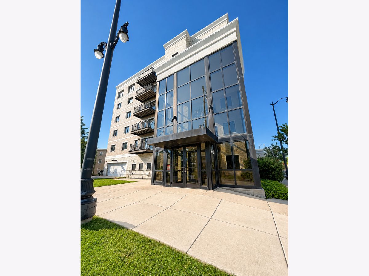  For Sale Skokie Illinois, 8828 Niles Center Road