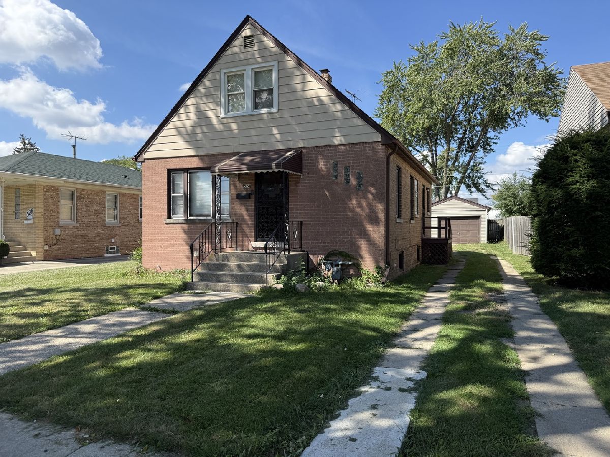  For Sale Bellwood Illinois, 524 46th Avenue