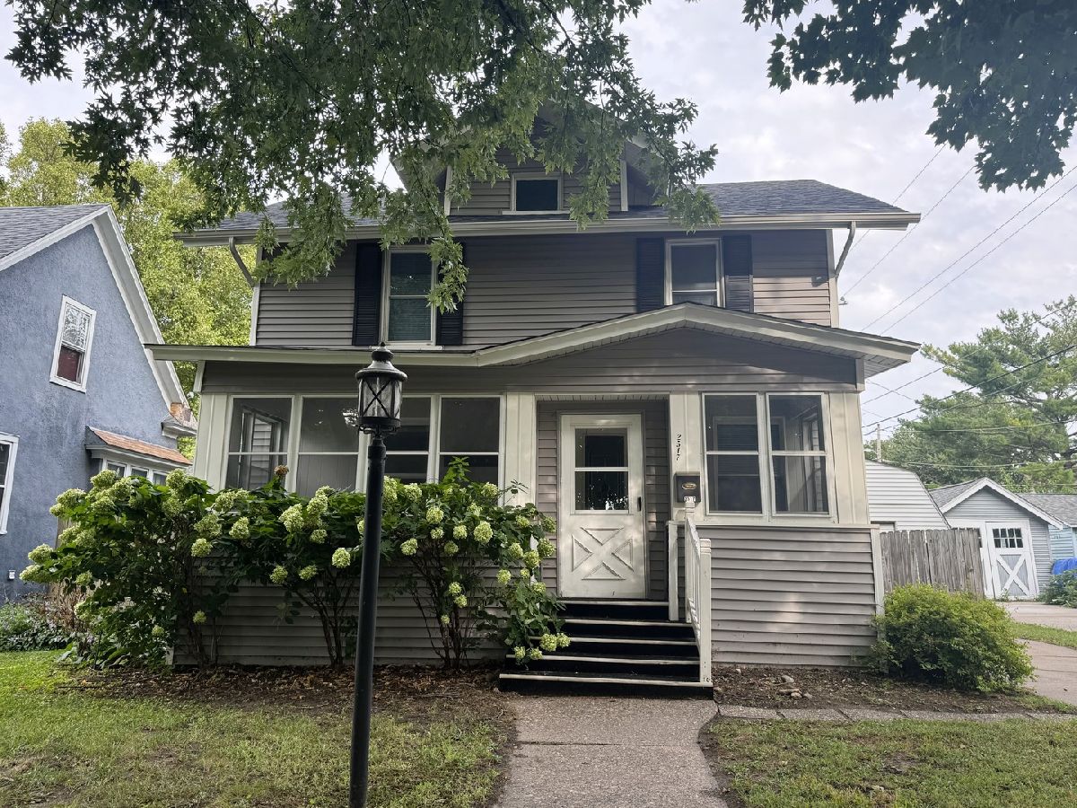  For Rent Davenport Iowa, 2517 Arlington