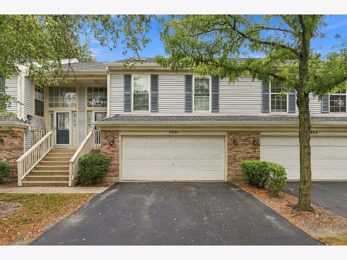  For Sale Arlington Heights Illinois, 2651 Cedar Glen Drive