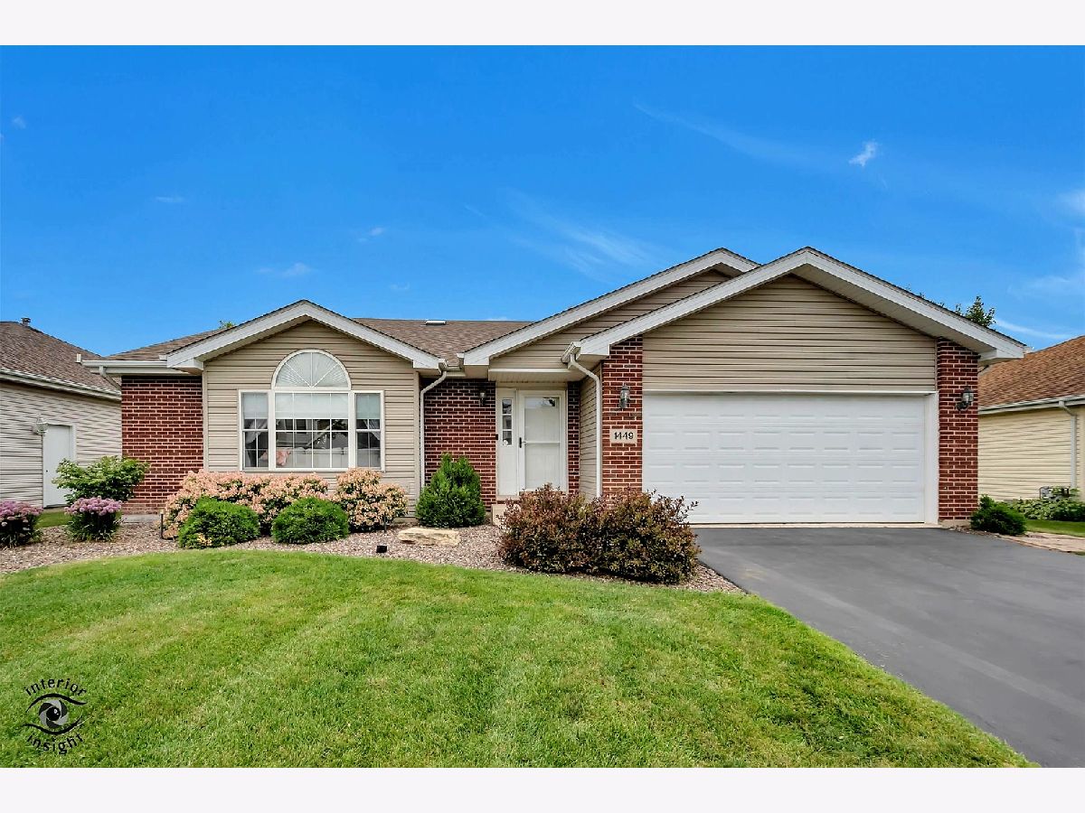  For Sale Beecher Illinois, 1449 Crooked Creek Drive