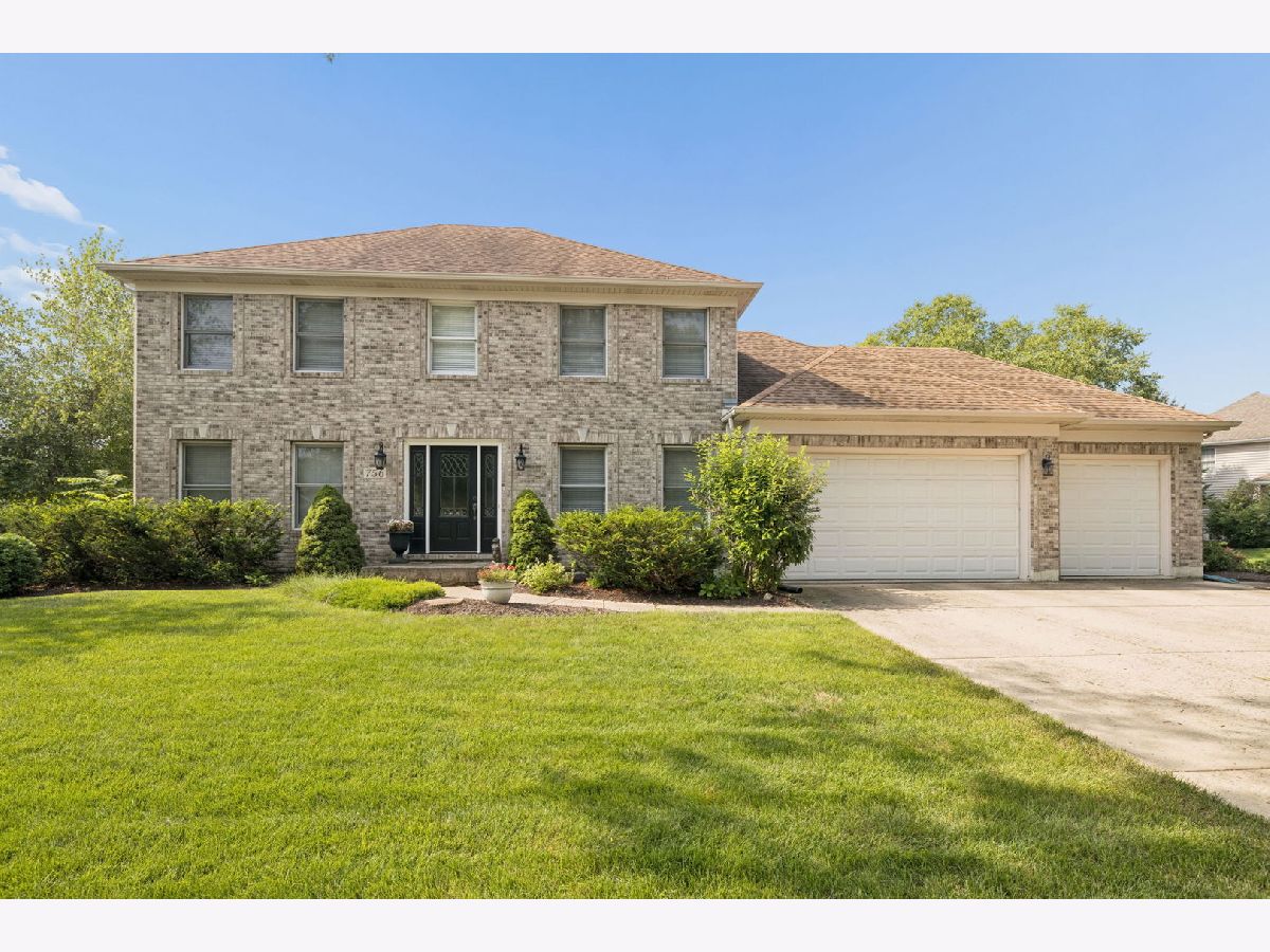  For Sale Sugar Grove Illinois, 756 Pembridge Place