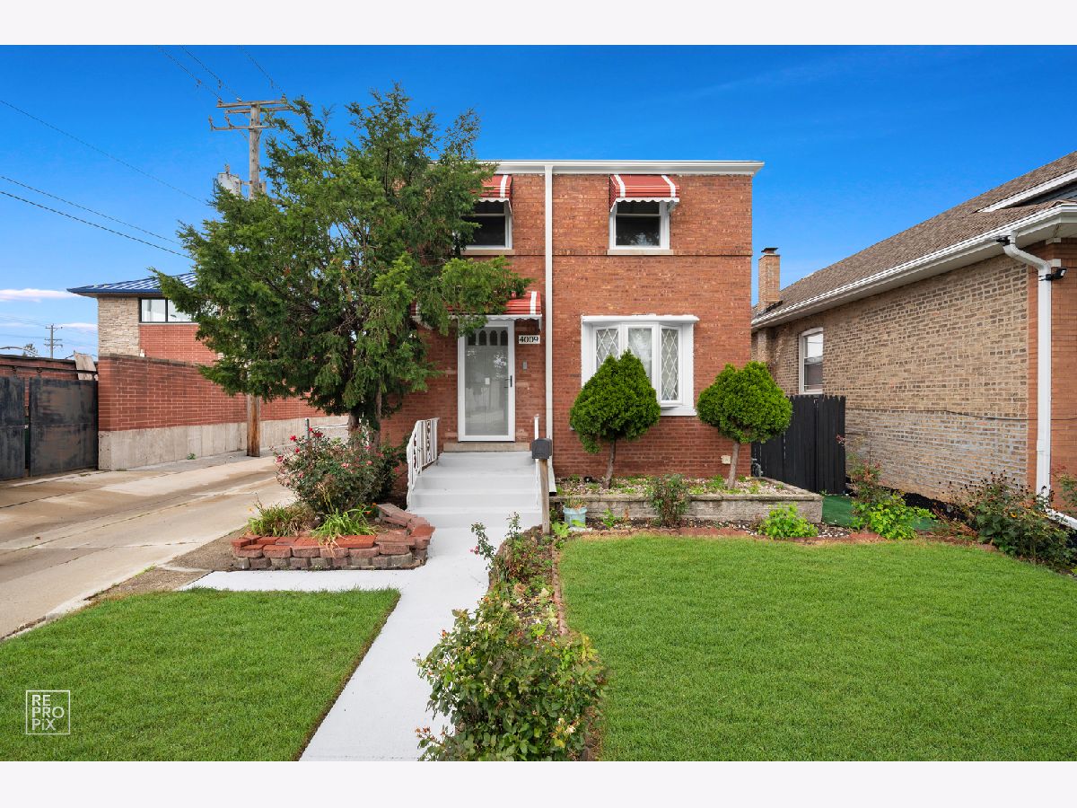  For Sale Bellwood Illinois, 4009 Van Buren