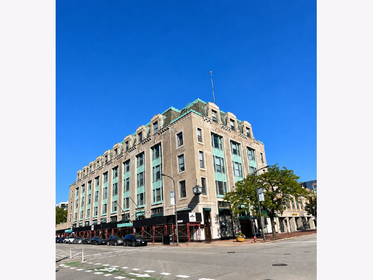  For Sale Evanston Illinois, 807 Church Street