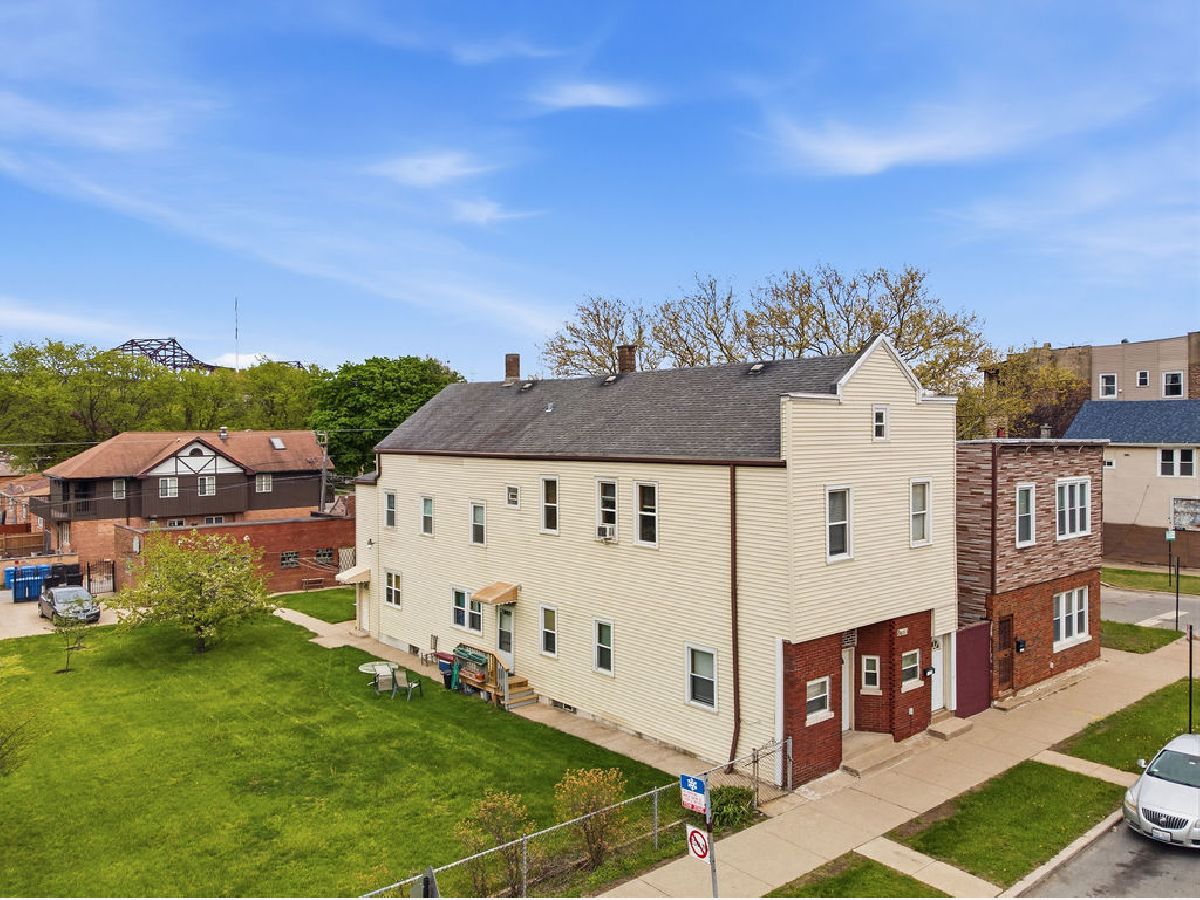  For Sale Chicago Illinois, 9655 Commercial Avenue