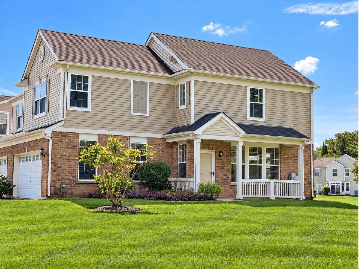  For Sale Mchenry Illinois, 2534 Evergreen Circle